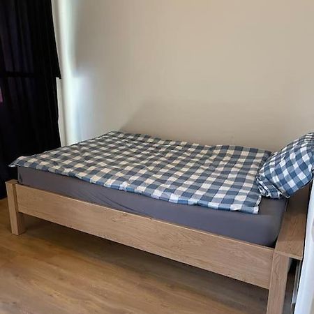 Lovely 1 Private Bedroom With Garden View Rotterdam Kültér fotó