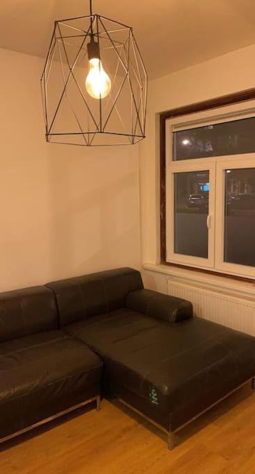 Lovely 1 Private Bedroom With Garden View Rotterdam Kültér fotó